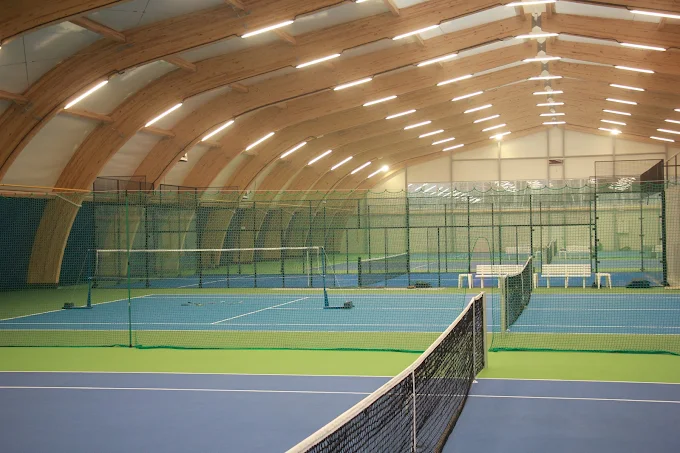 Korty do tenisa indoor