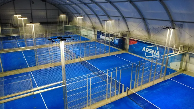 Korty do padla indoor