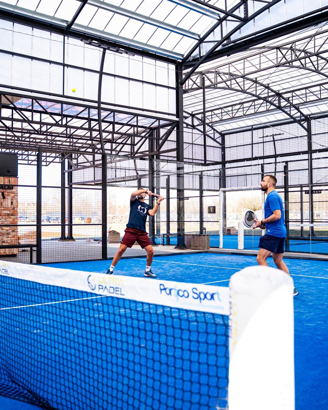 Korty do padla indoor