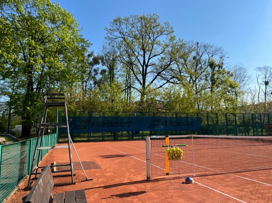 Kort do tenisa zewnętrzny