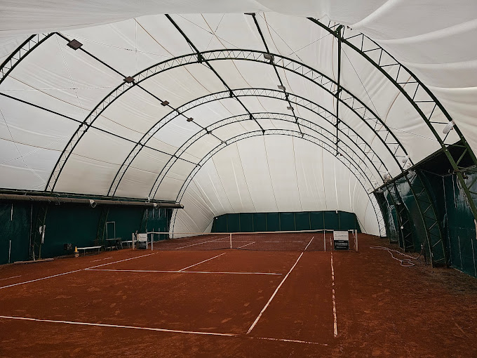 kort tenisowy