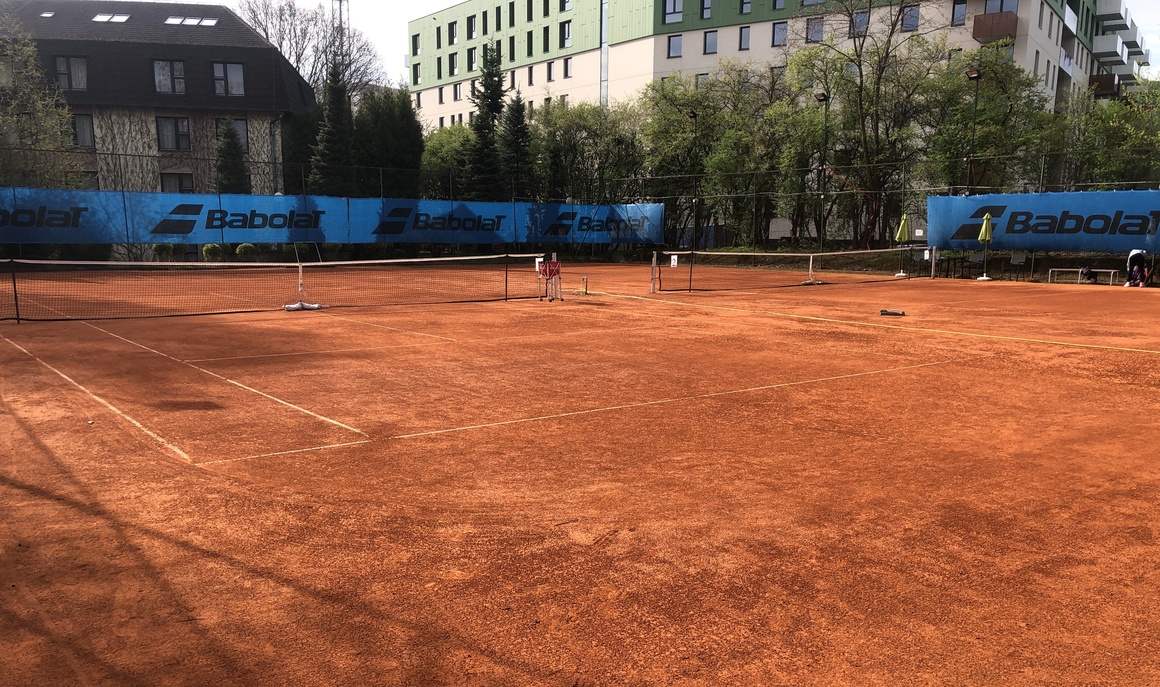 Korty tenisowe mączka