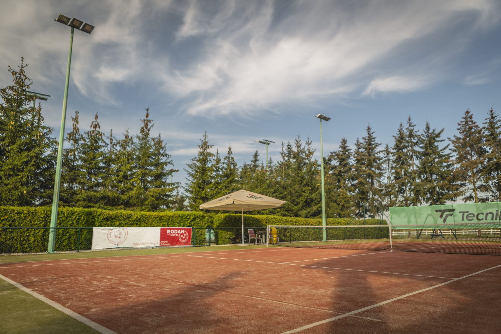 Kort do tenisa zewnętrzny